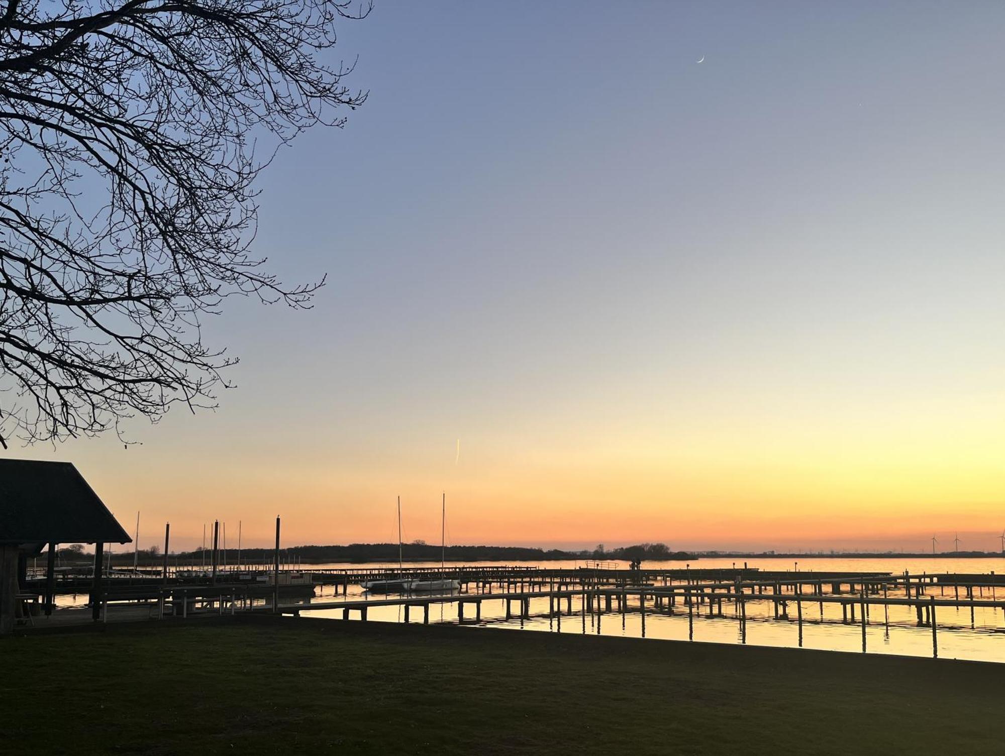 Hueder Hof Am Duemmer See Aparthotel Стая снимка